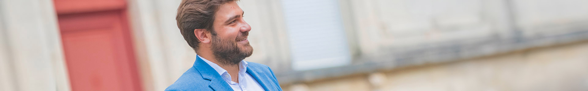 Agent immobilier en transaction