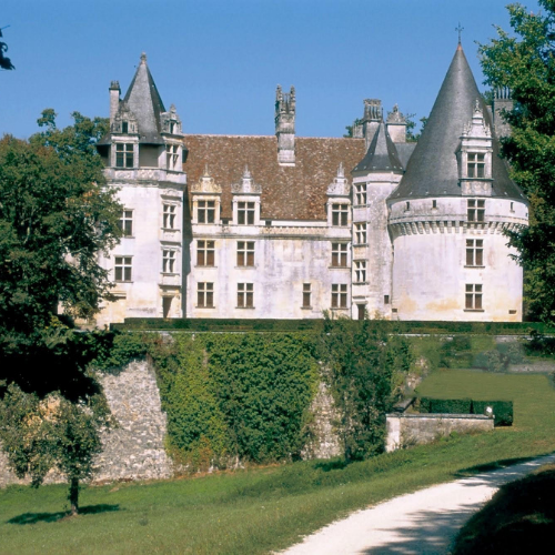 Le Château de Puyguilhem dans le Périgord