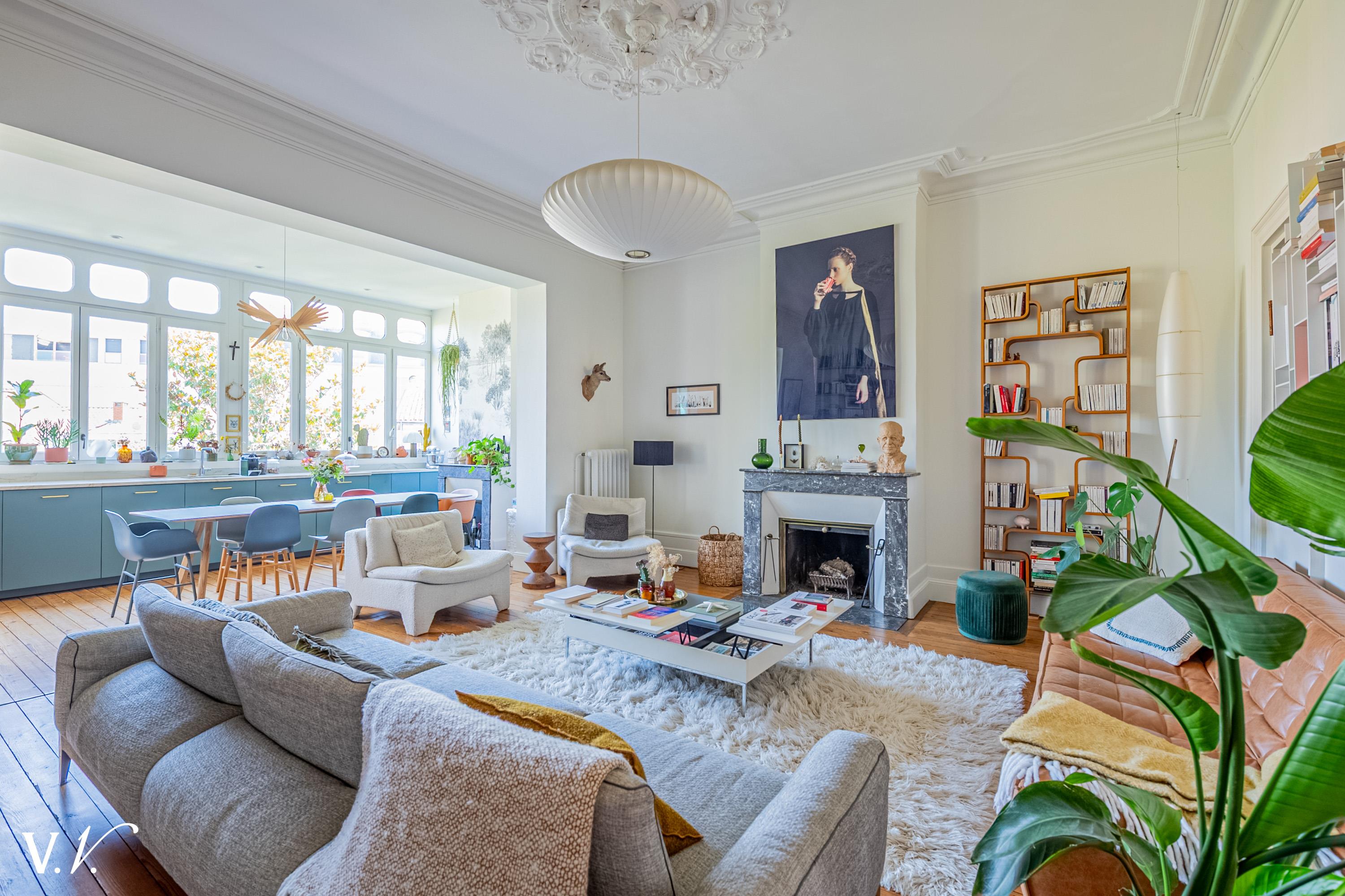 Bien de Prestige à BORDEAUX, 10 pièces à 1 490 000 €
