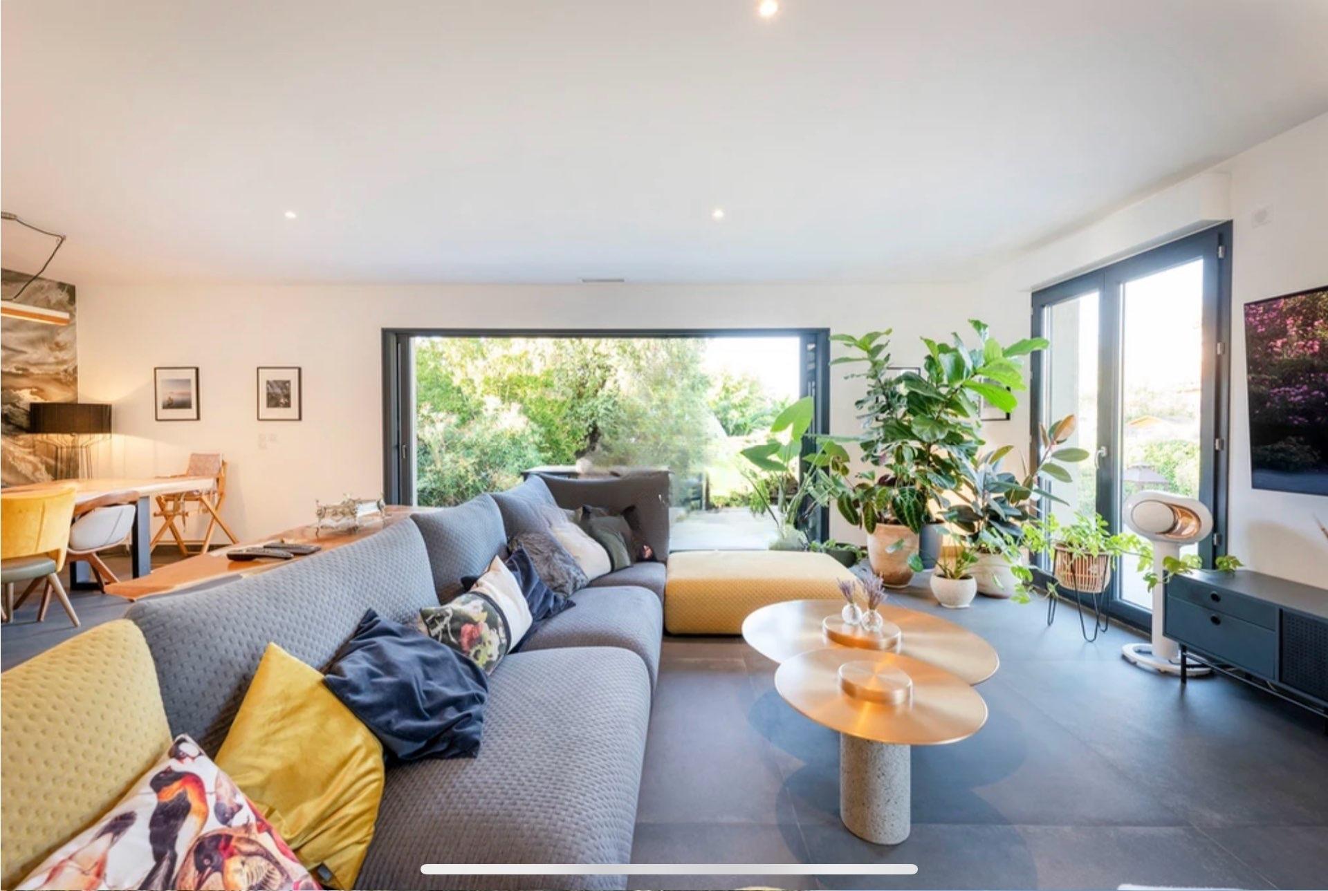 Bien de Prestige à EYSINES, 8 pièces à 1 008 000 €