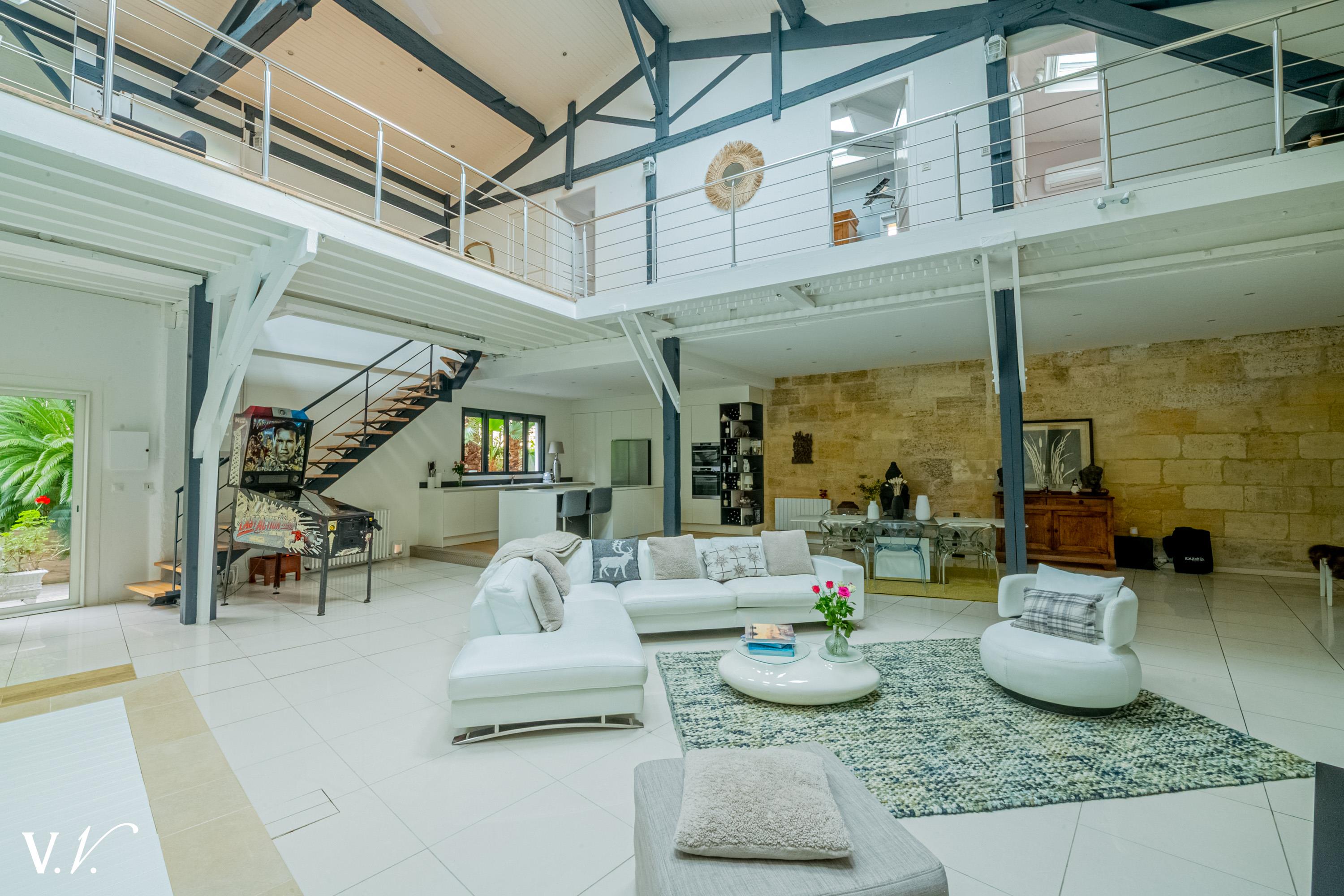 Bien de Prestige à BORDEAUX, 6 pièces à 1 097 250 €