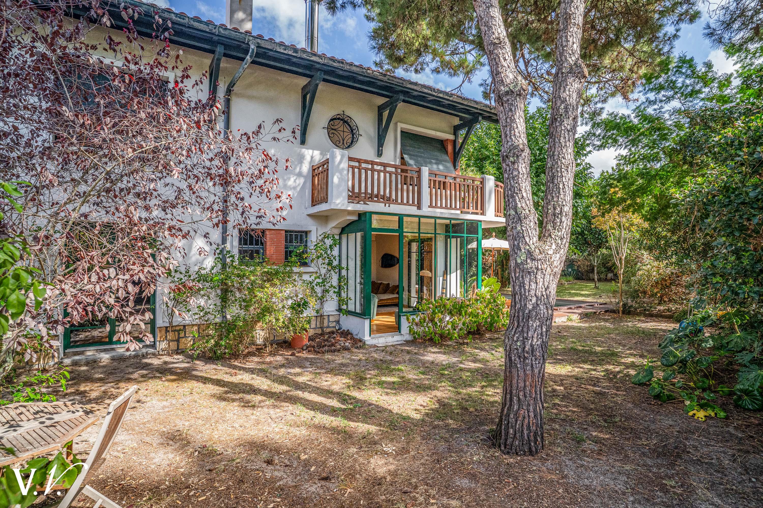 Bien de Prestige à ARCACHON, 7 pièces à 1 490 000 €