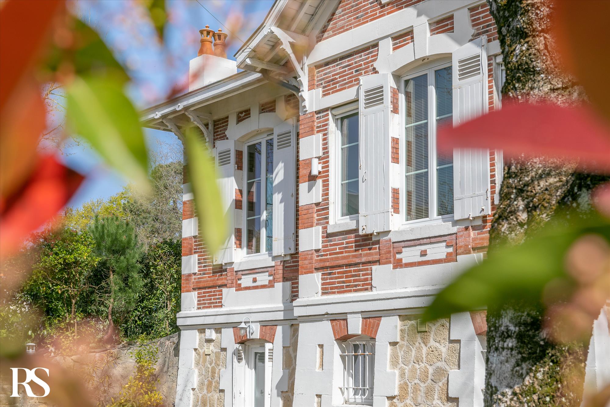 Arcachon Villa remarquable fin XIX ème début XX ème siècle Achat à