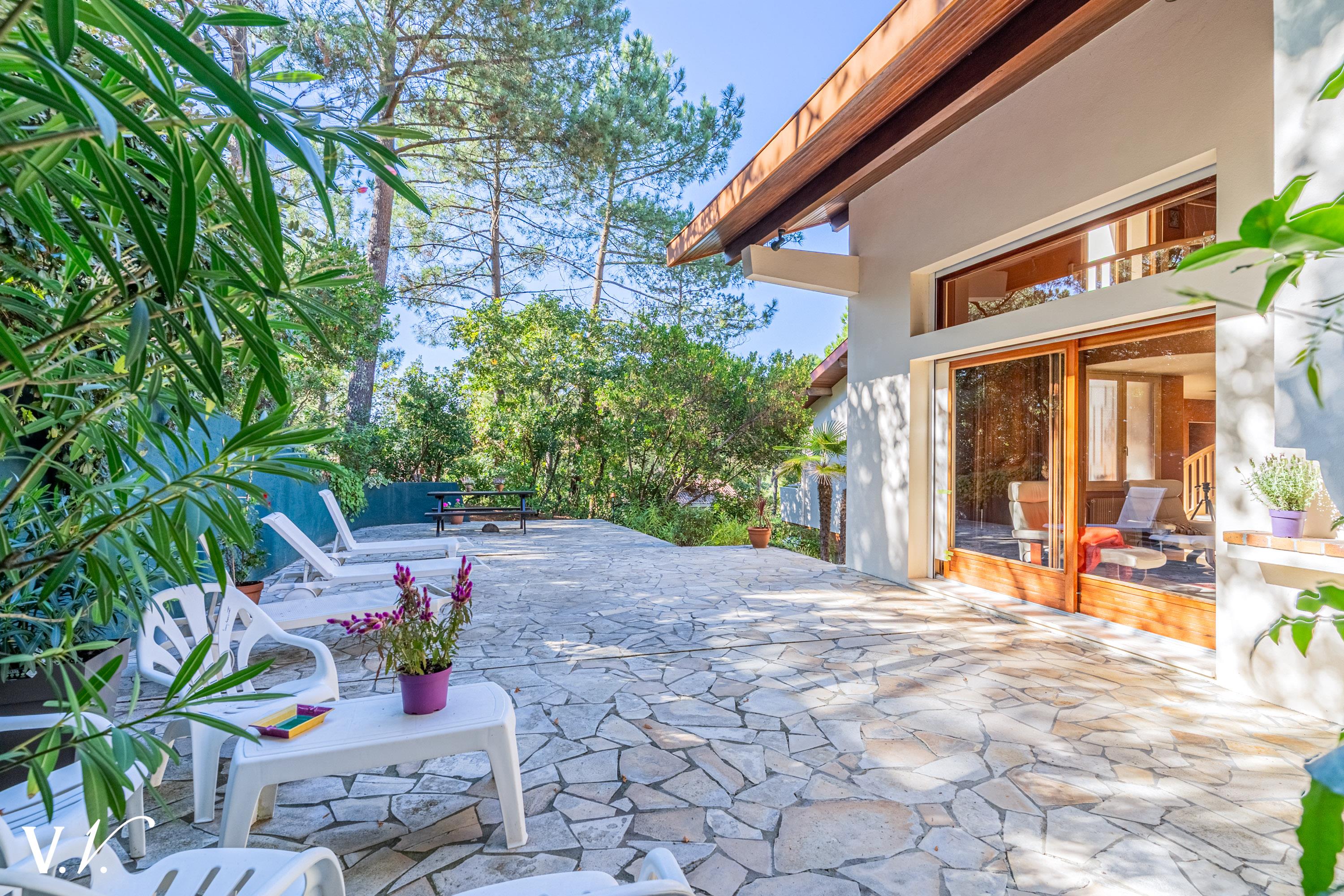 Bien de Prestige à LA TESTE DE BUCH, 5 pièces à 1 776 500 €