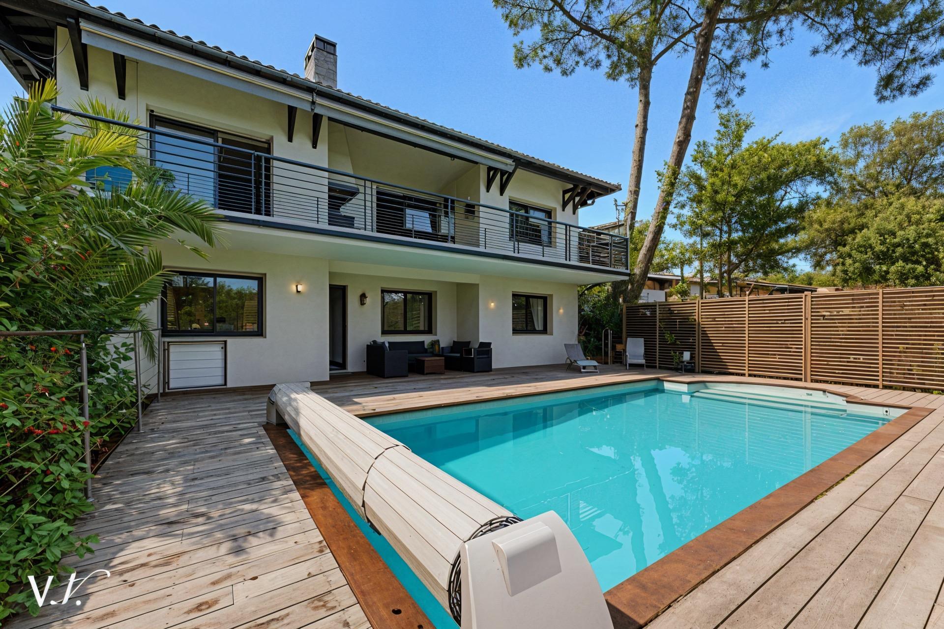 Bien de Prestige à ARCACHON, 6 pièces à 1 860 100 €