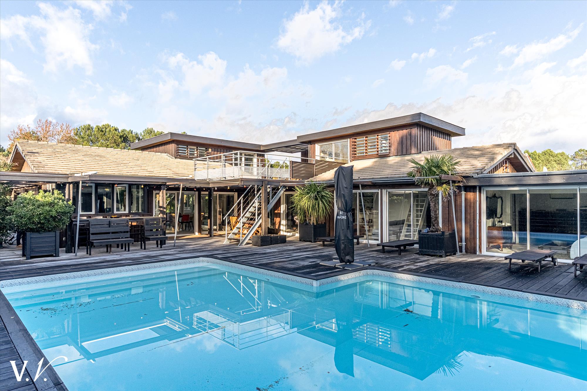 Bien de Prestige à GUJAN MESTRAS, 6 pièces à 1 494 000 €