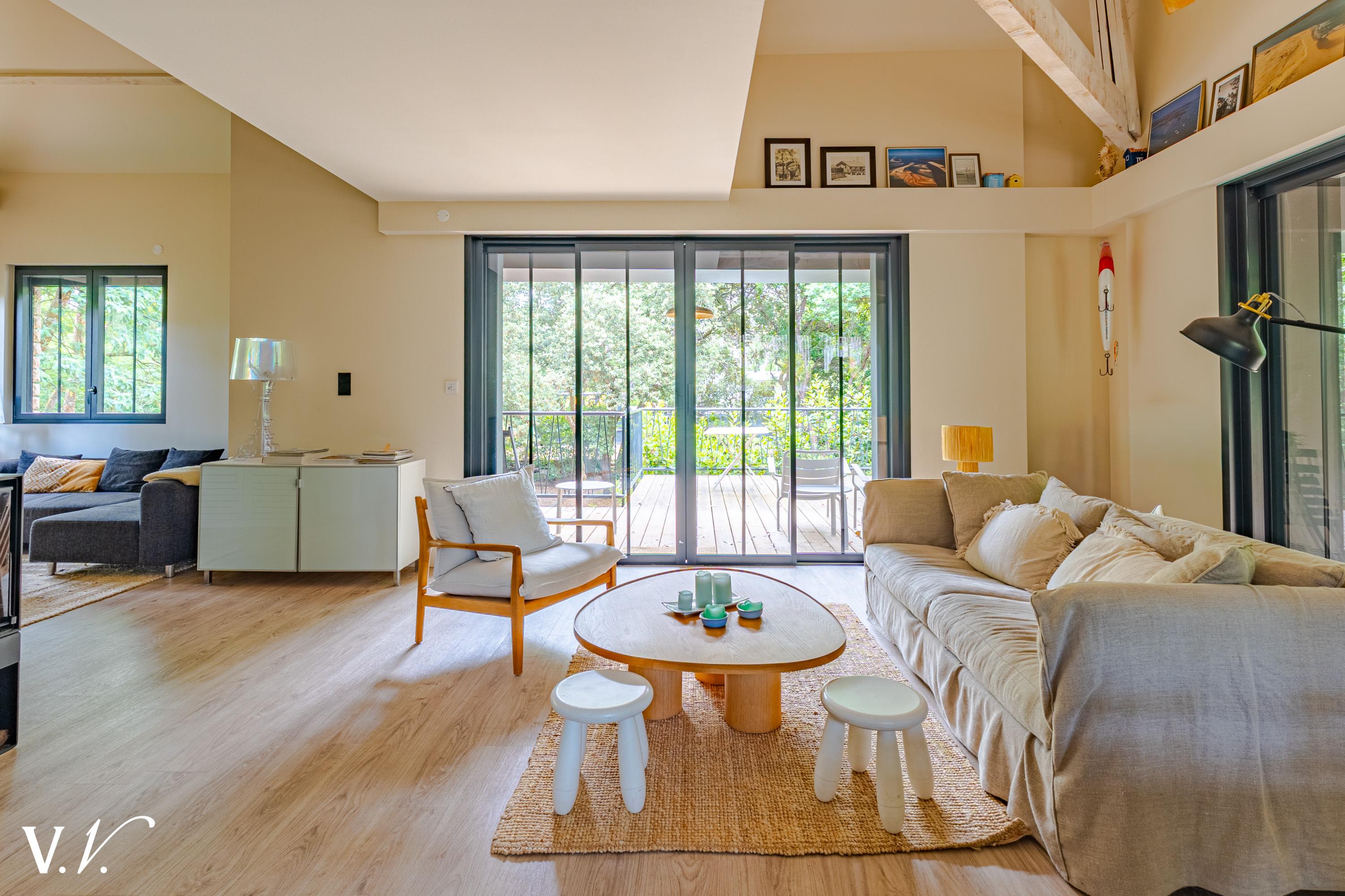 Bien de Prestige à LEGE CAP FERRET, 6 pièces à 1 766 050 €