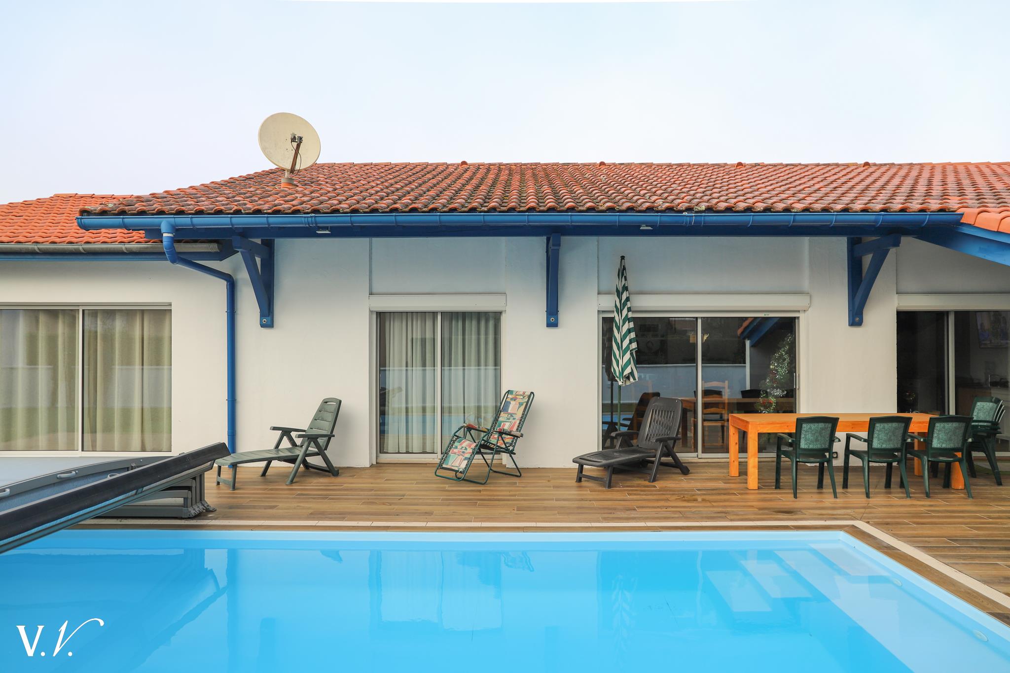 Bien de Prestige à , 4 pièces à 1 557 050 €