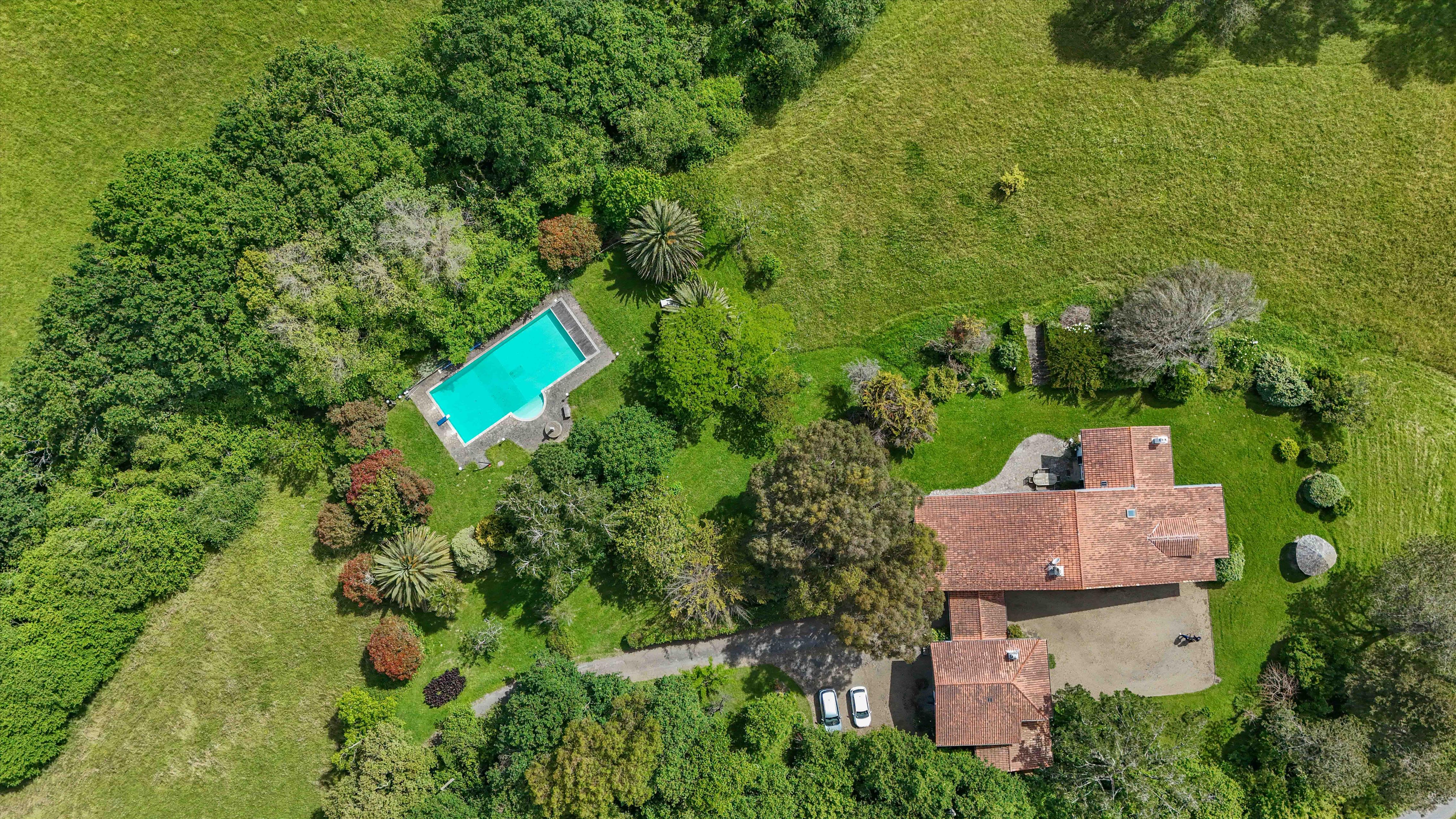 Bien de Prestige à St Jean De Luz, 10 pièces à 4 160 000 €