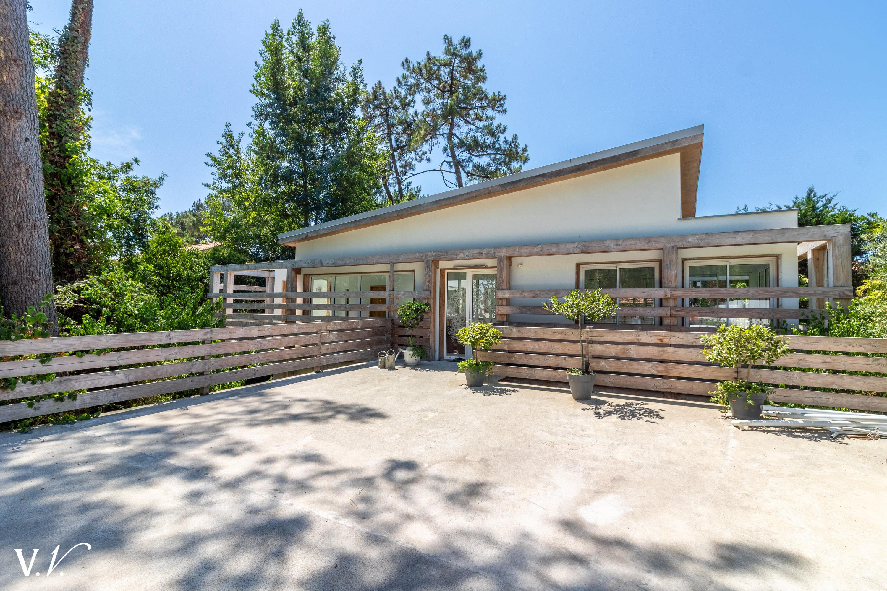 Bien de Prestige à ANGLET, 6 pièces à 1 933 250 €