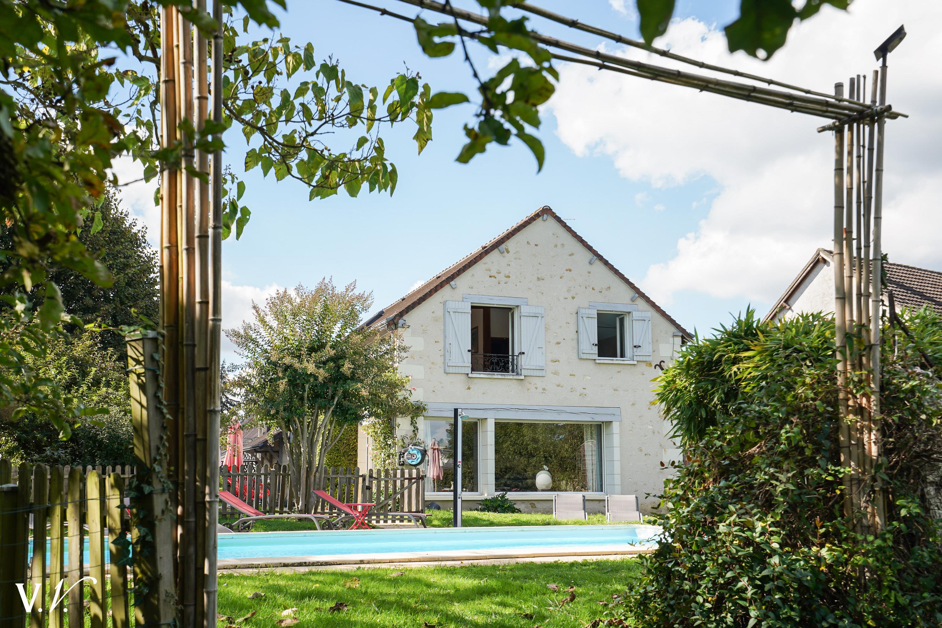 Bien de Prestige à FRANCUEIL, 12 pièces à 997 500 €