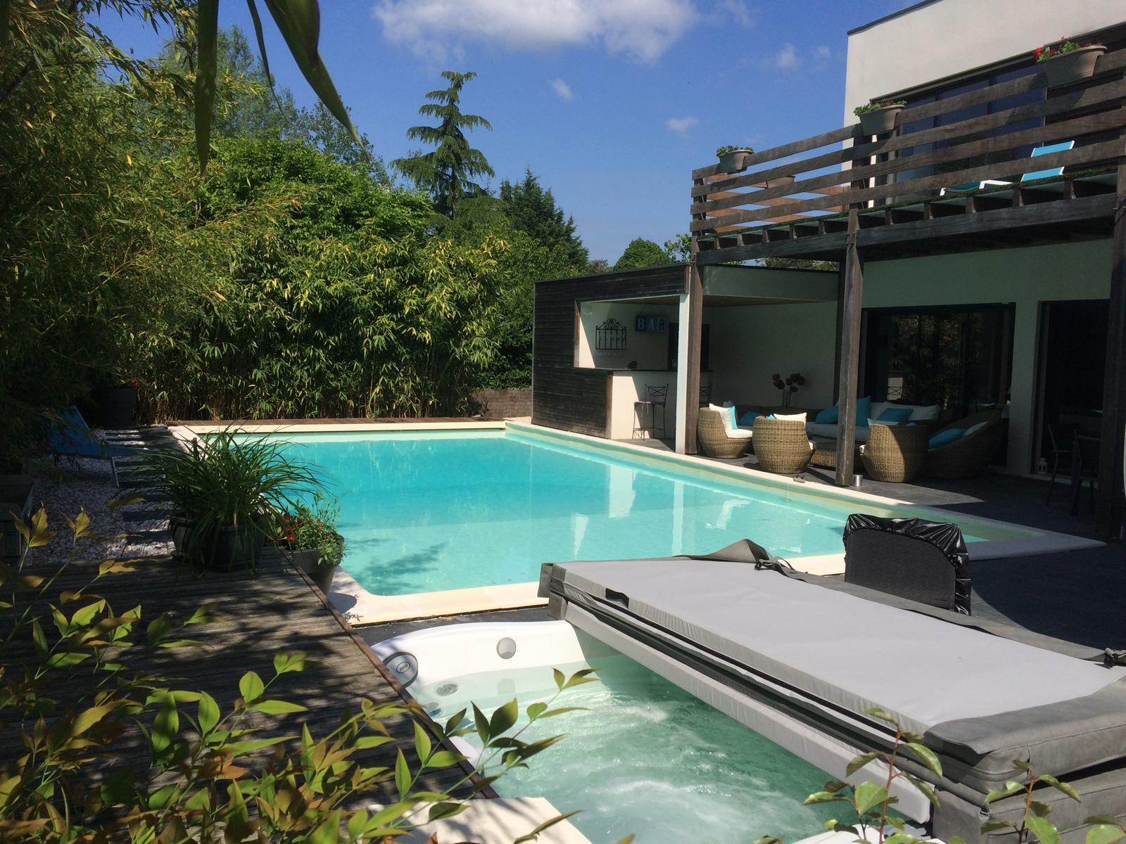 Bien de Prestige à ST CYR SUR LOIRE, 8 pièces à 1 200 000 €