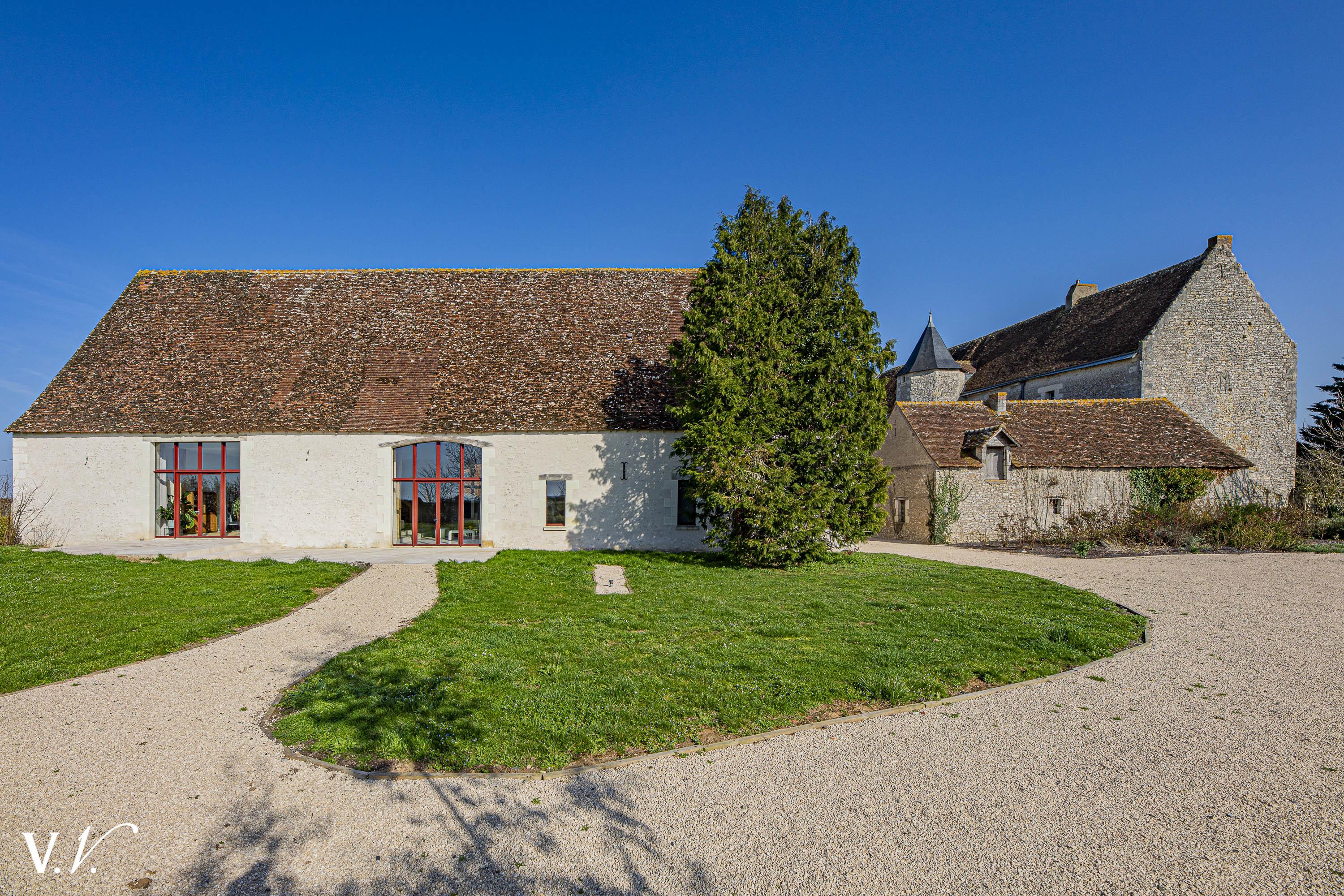 Bien de Prestige à AZAY SUR INDRE, 10 pièces à 1 100 000 €